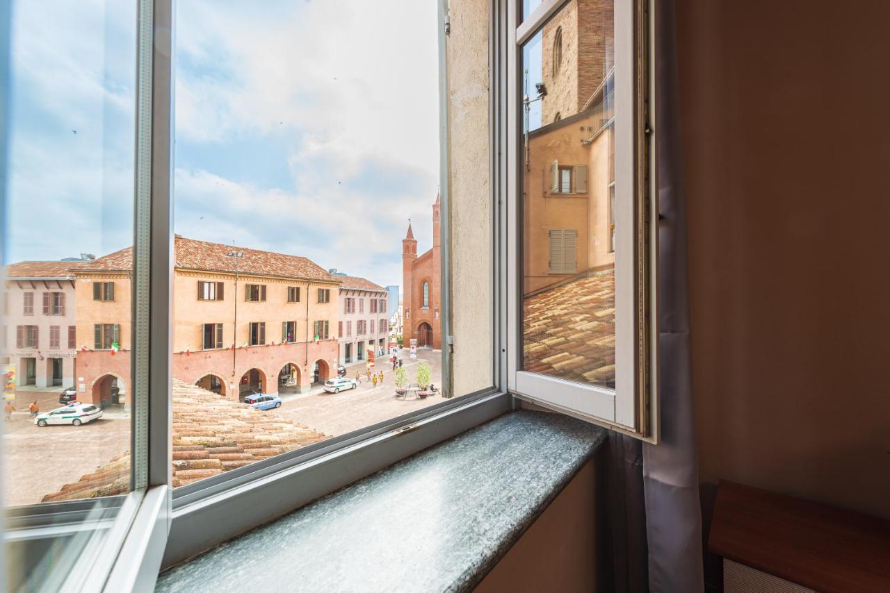 Palazzo Ciravegna Apartment Alba  Bagian luar foto